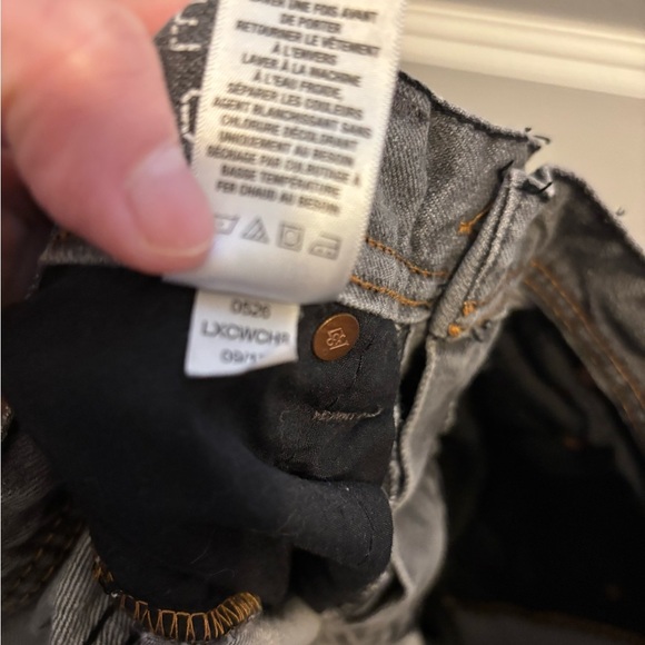 Aeropostale Gray Distressed straight leg Essex Jeans Size 29/30 - Picture 11 of 11